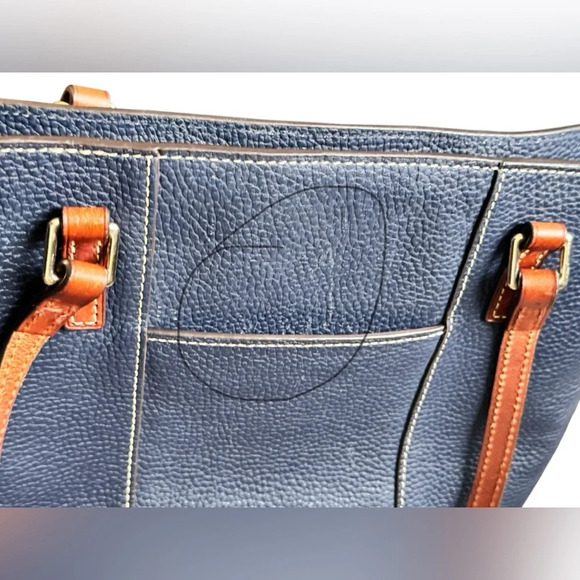 Dooney & Bourke Pebble Grain Leather Small Lexington Bag in Black and Brown - Picture 15 of 17